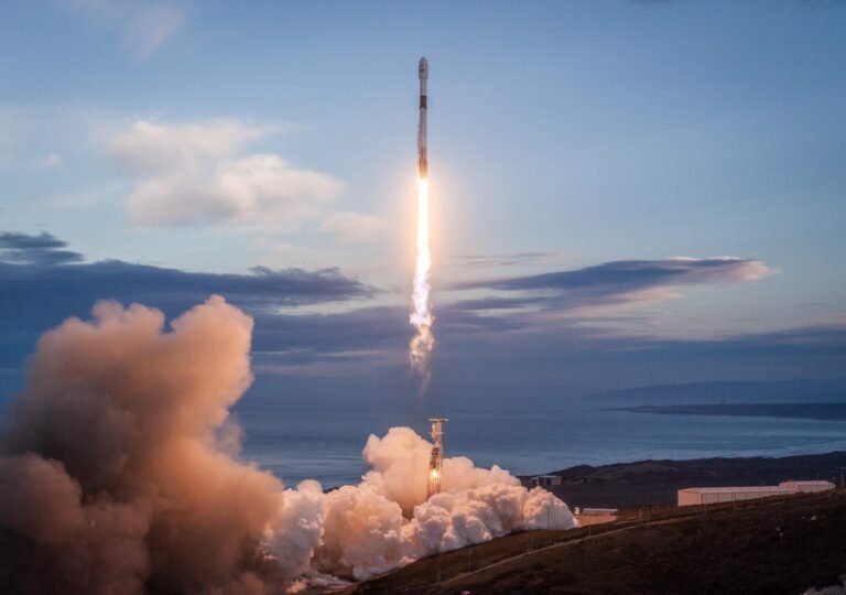 Chasing the Stars: The Dream of Interplanetary Travel
