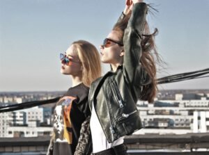 5 On-Trend Leather Jacket Outfits to Wear This Fall/Winter 2022 Season