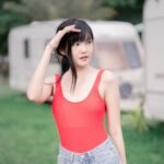 A New Standard-Bearer for French-Girl Style